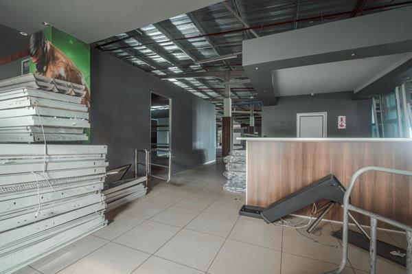 1 510  m² Retail Space