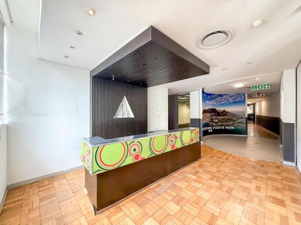 657  m² Office Space