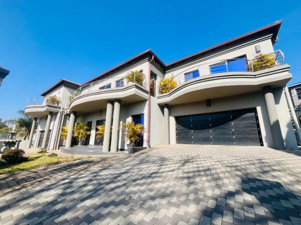 7 Bedroom House
