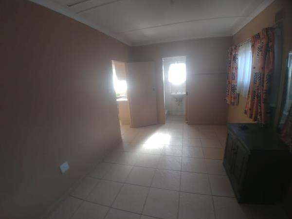 1 Bedroom Garden Cottage