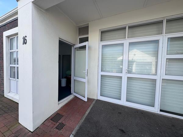 100  m² Industrial space