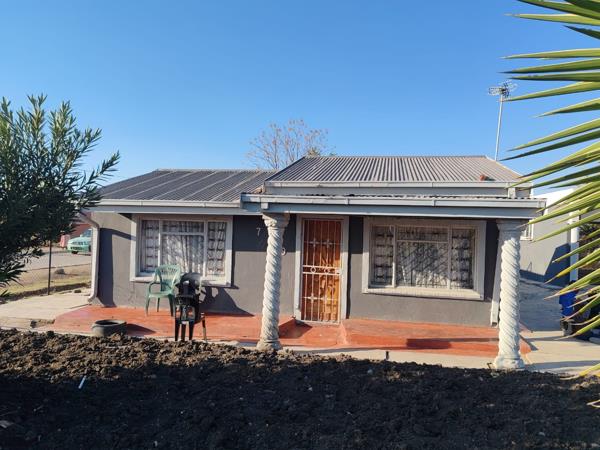 2 Bedroom House