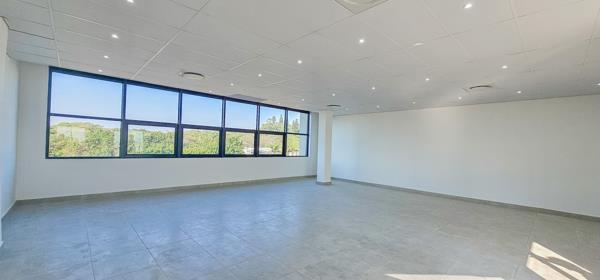 98  m² Office Space