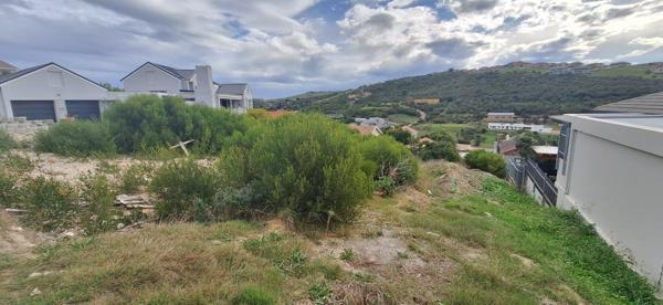 859 m² Land