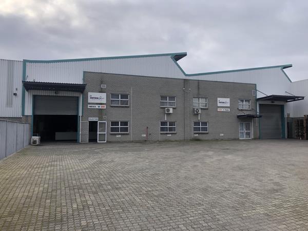 2 282  m² Industrial space