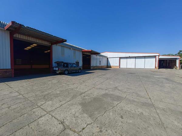 3 247  m² Industrial space