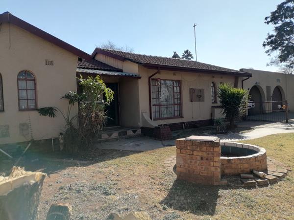 5 Bedroom House