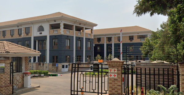 626  m² Commercial space