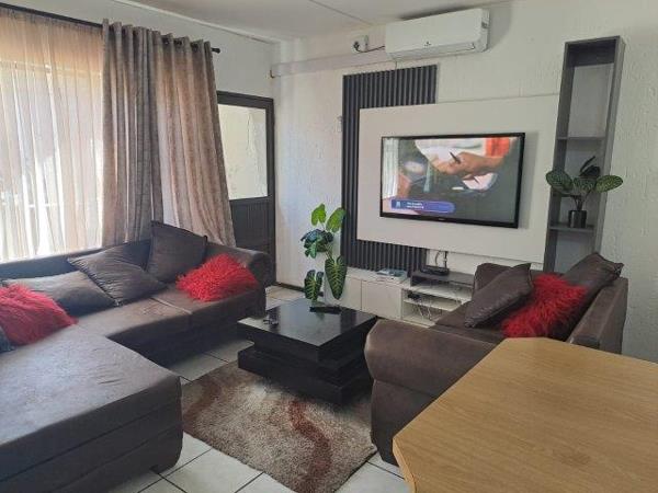 1 Bedroom Townhouse