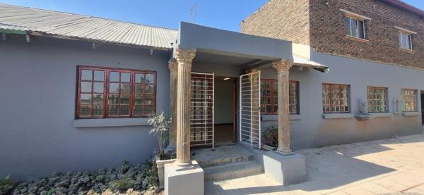 90  m² Industrial space