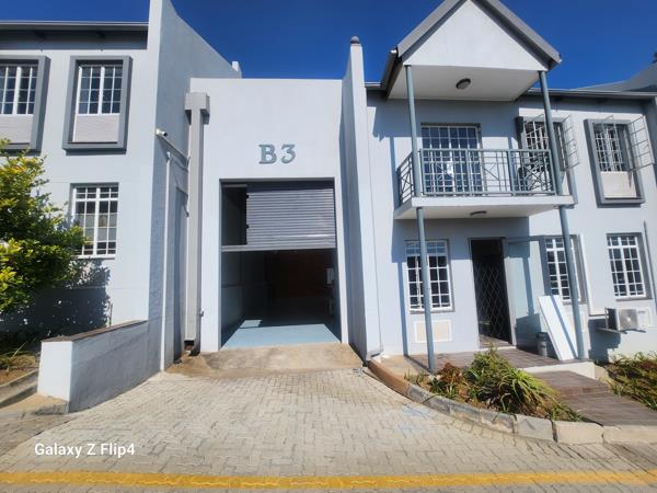 319  m² Commercial space