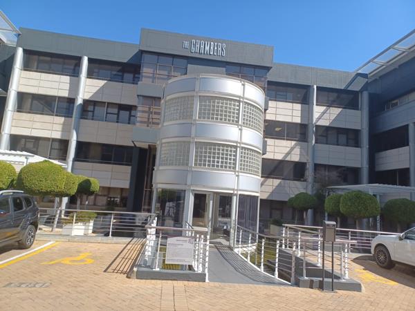 712 m² Office Space