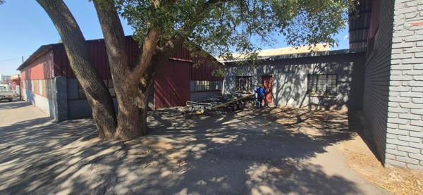 190  m² Industrial space