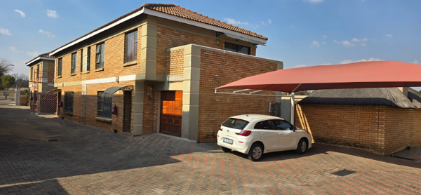 3 Bedroom Townhouse