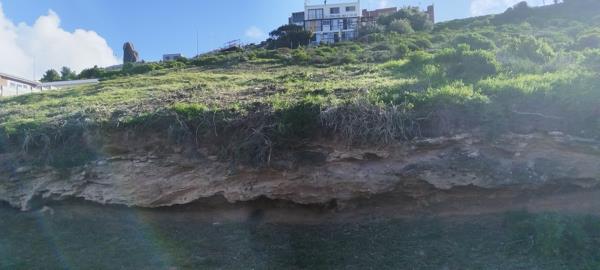 1 492 m² Land