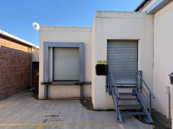 42  m² Commercial space