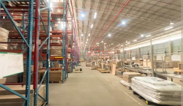 8 500  m² Industrial space