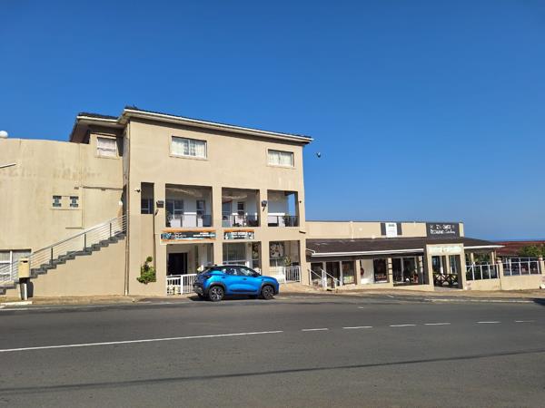 1 017  m² Commercial space