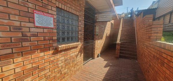 180  m² Commercial space