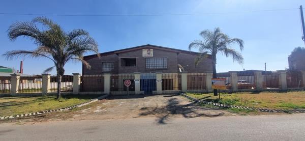 600  m² Commercial space