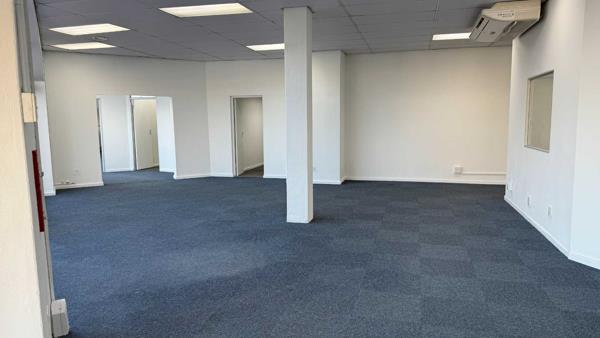 608 m² Commercial space