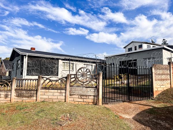6 Bedroom House