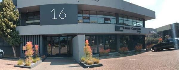 326  m² Office Space