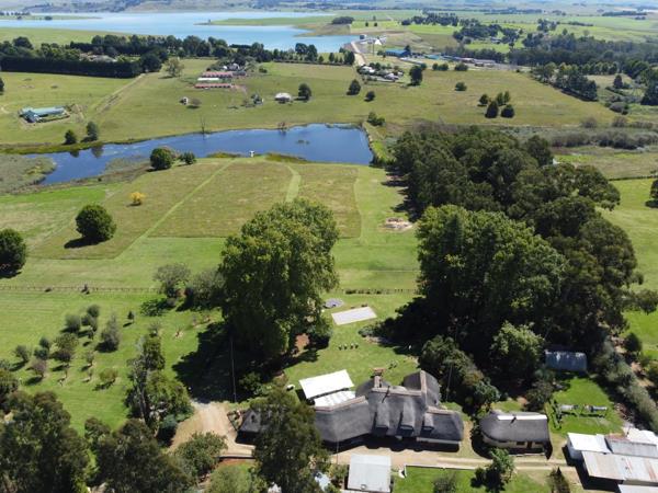 6.7 ha Commercial Farm