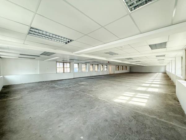 516  m² Office Space