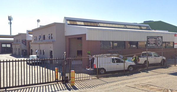 486  m² Commercial space