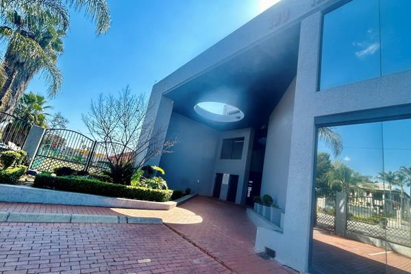 1 552  m² Commercial space