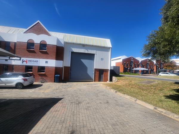 470  m² Commercial space