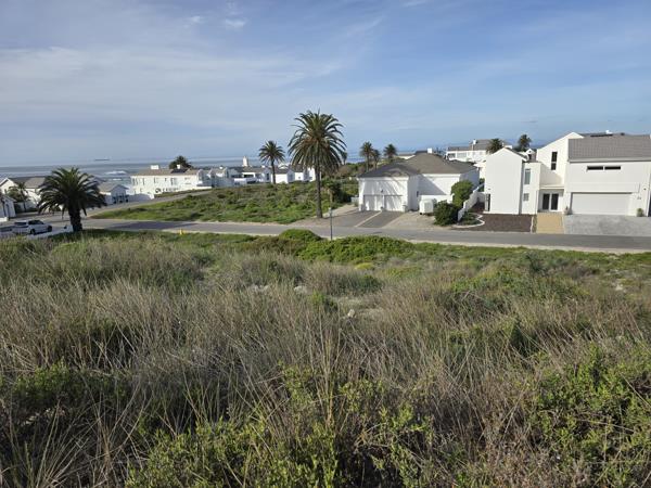 545 m² Land