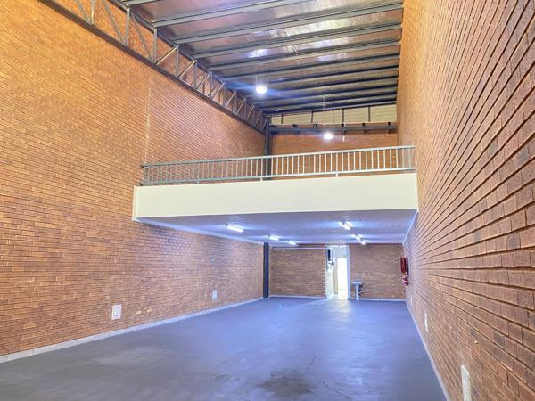 355  m² Commercial space