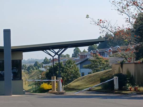 713 m² Land