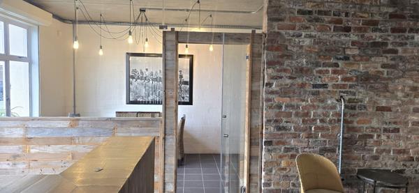 170  m² Office Space