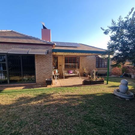 4 Bedroom Townhouse