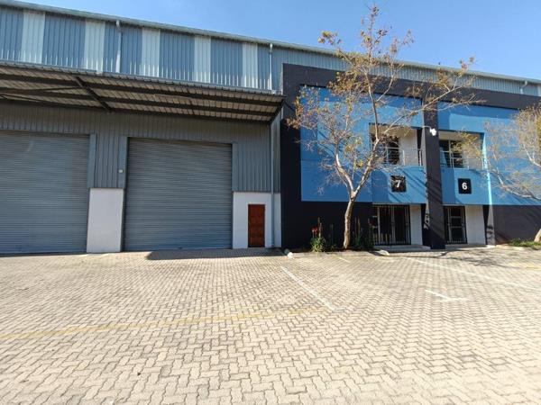 404  m² Industrial space