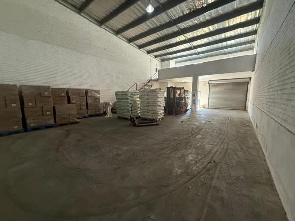 216  m² Industrial space