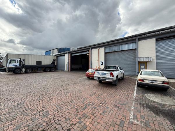 1 012  m² Industrial space