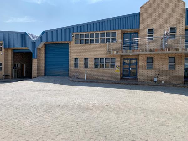 425  m² Industrial space