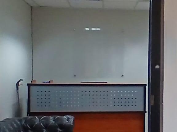 63 m² Commercial space