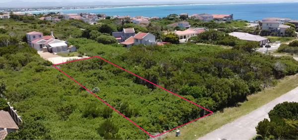 883 m² Land