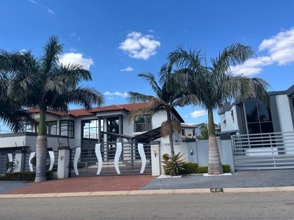 5 Bedroom House