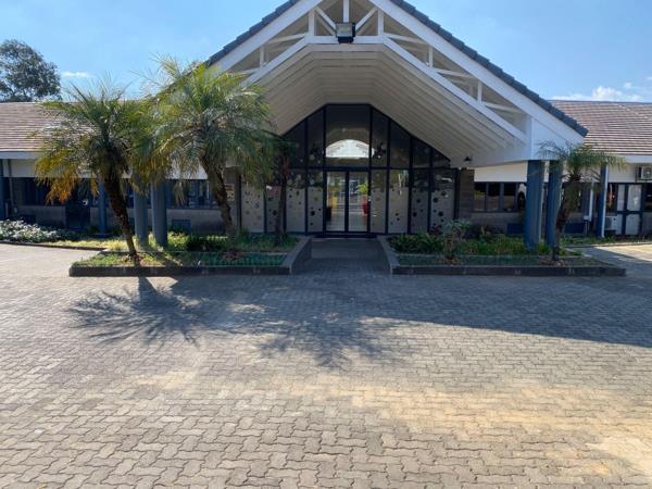 1 610 m² Commercial space