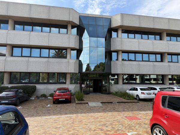 189.9 m² Commercial space