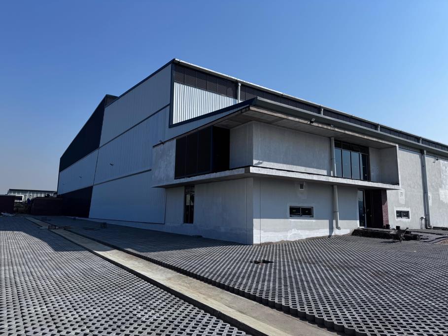 3 654  m² Industrial space