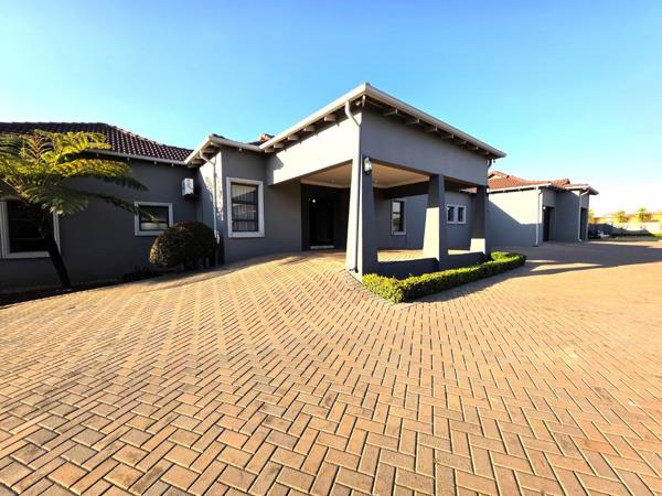 5 Bedroom House