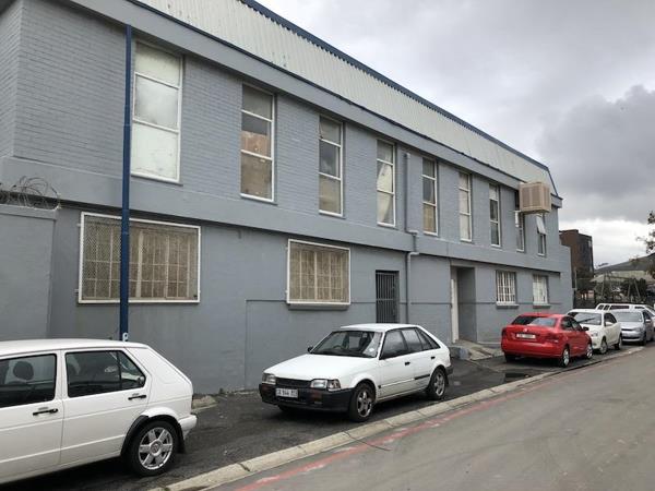 100  m² Industrial space