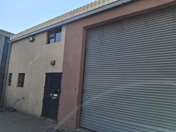 486  m² Industrial space